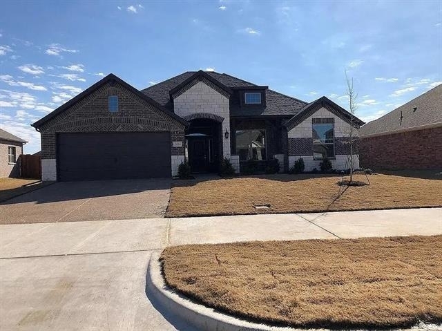 3016 Bobcat Drive - Photo 0