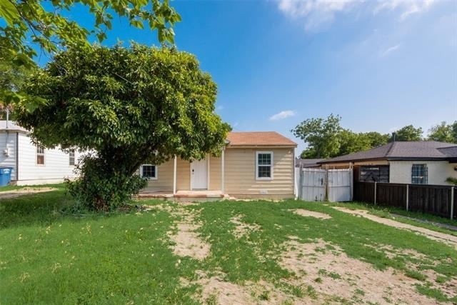 219 Red Wing Drive - Photo 0