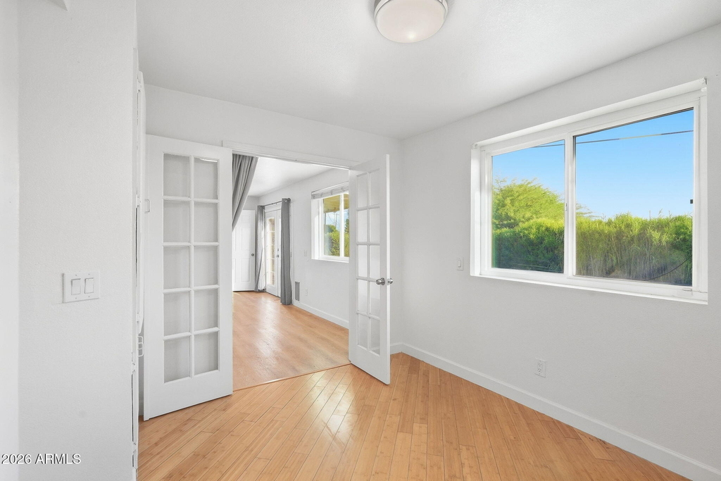 919 E La Jolla Drive - Photo 13