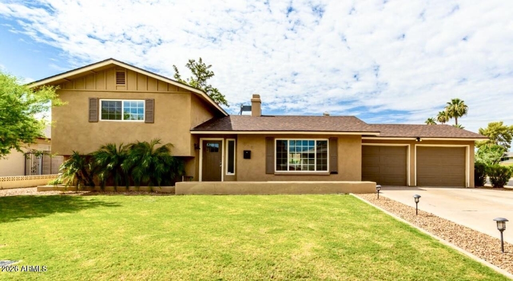 919 E La Jolla Drive - Photo 0