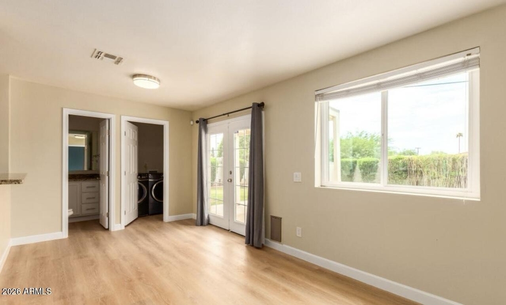 919 E La Jolla Drive - Photo 3