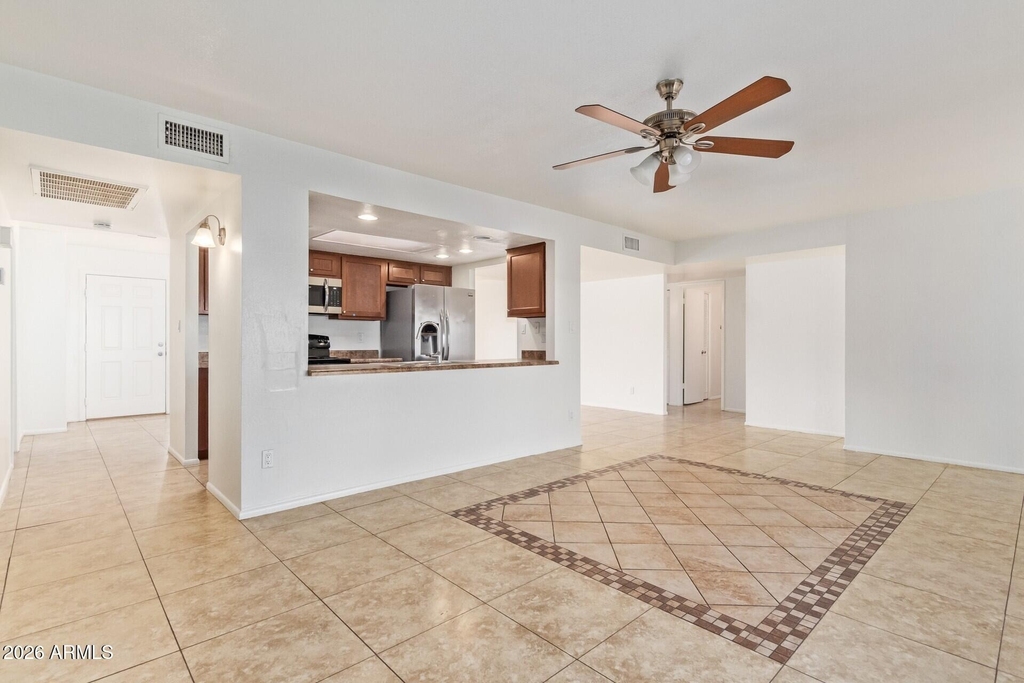 3929 S Pine Street - Photo 1