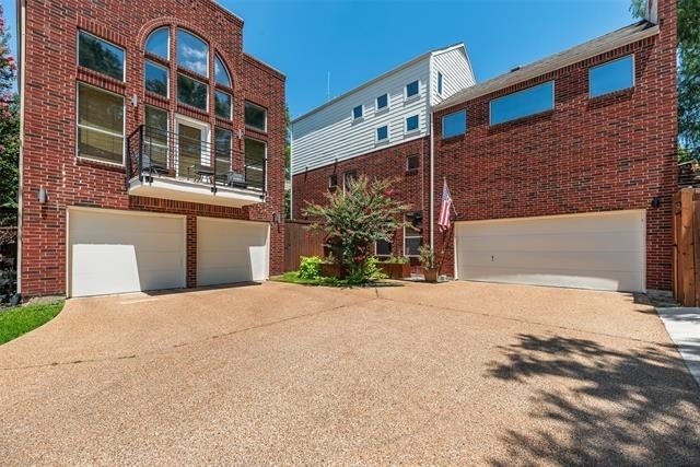 4926 Homer Street - Photo 0