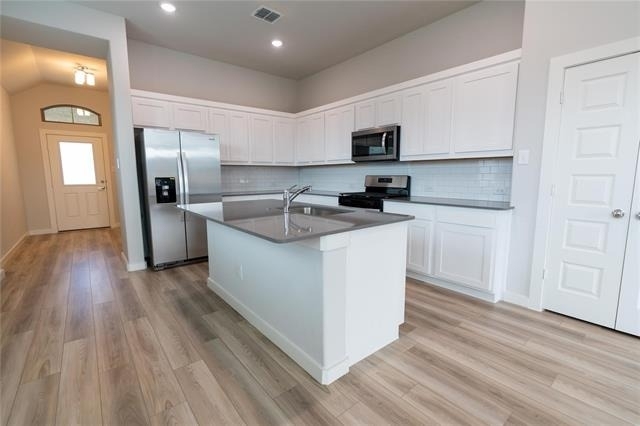 4802 Ellison Drive - Photo 2