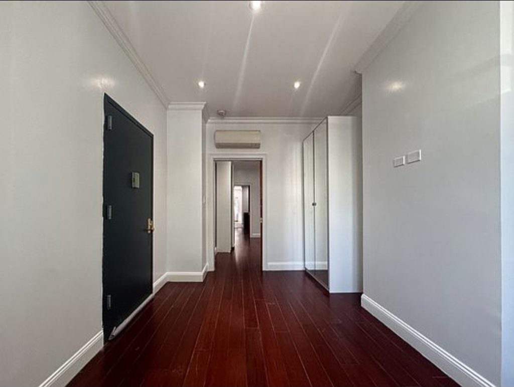 1867 Bleecker Street - Photo 1
