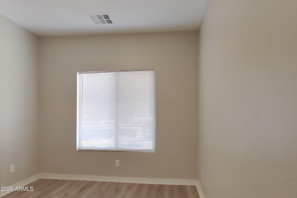 504 W Beautiful Lane - Photo 11