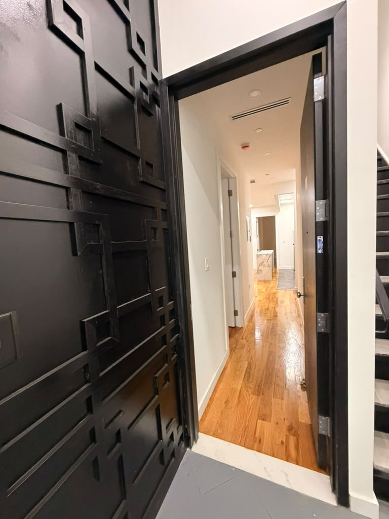 384 Chauncey Street - Photo 18