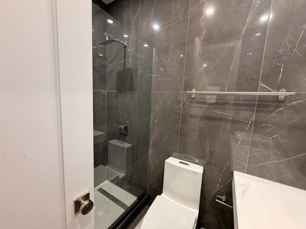 384 Chauncey Street - Photo 16