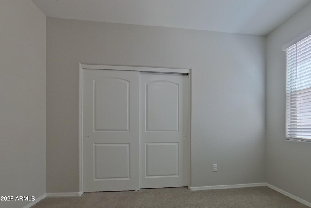 30900 W Picadilly Road - Photo 11