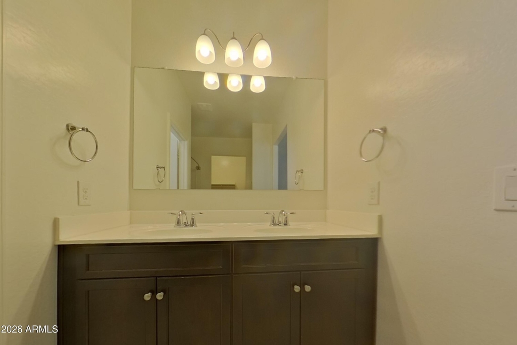 30900 W Picadilly Road - Photo 7