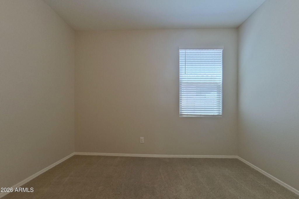 30900 W Picadilly Road - Photo 8