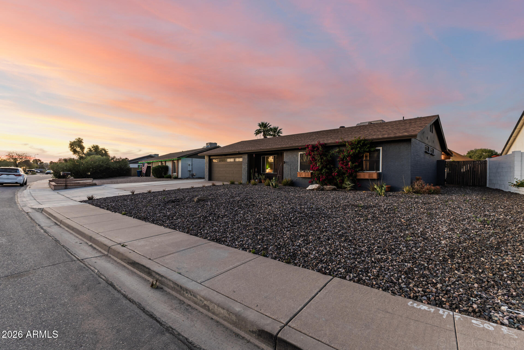2200 N Los Altos Drive - Photo 2