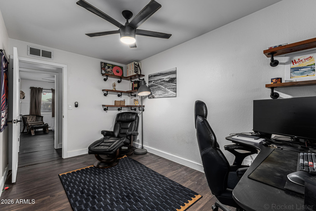 2200 N Los Altos Drive - Photo 21