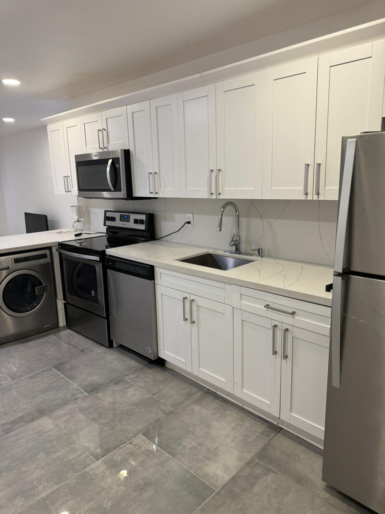 3990 Sw 51st Street - Photo 10