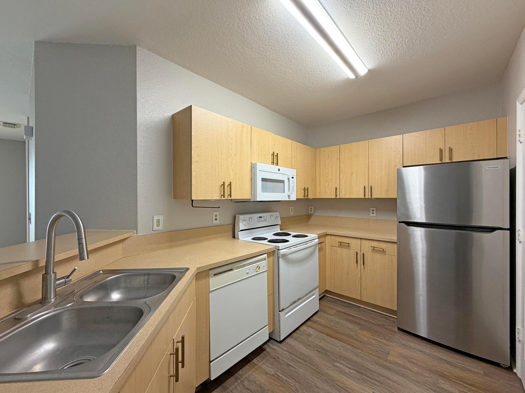 124 Sw Peacock Boulevard - Photo 7