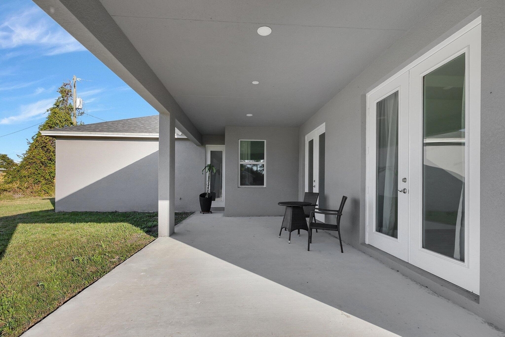1791 Sw Effland Avenue - Photo 47