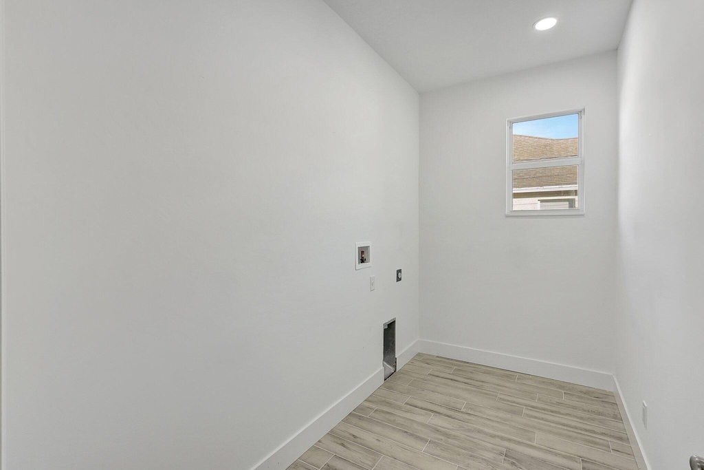 1791 Sw Effland Avenue - Photo 20