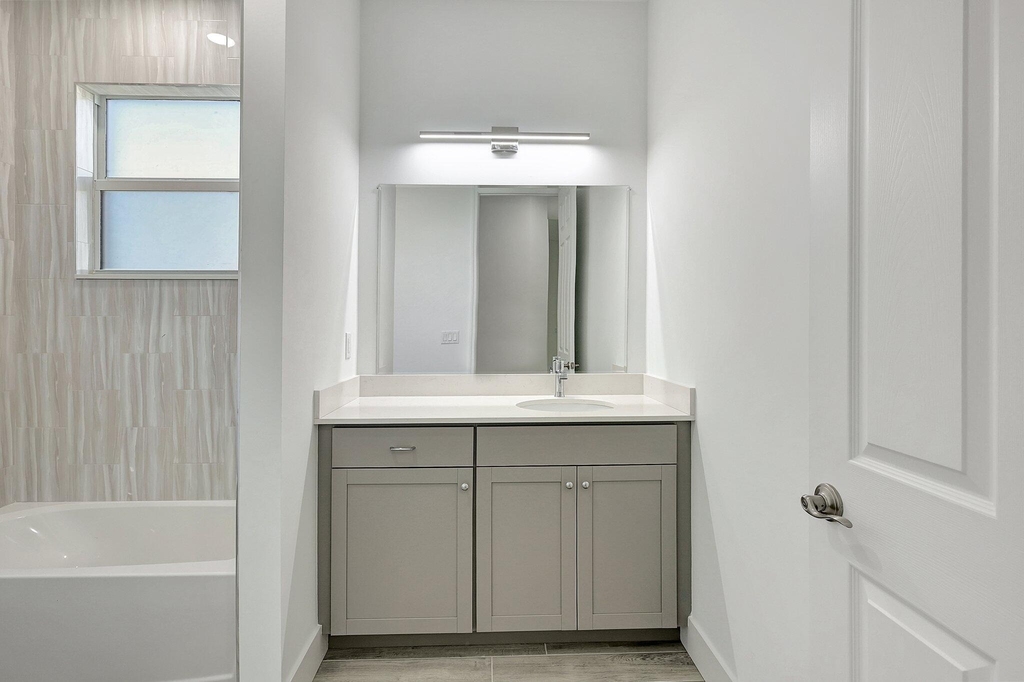 1791 Sw Effland Avenue - Photo 36