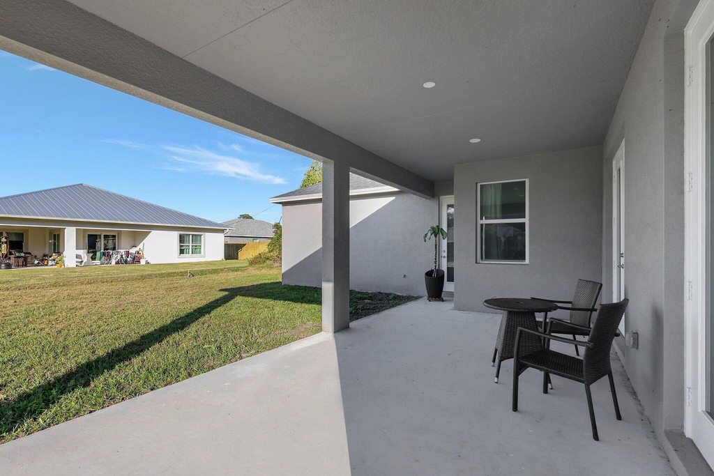 1791 Sw Effland Avenue - Photo 46