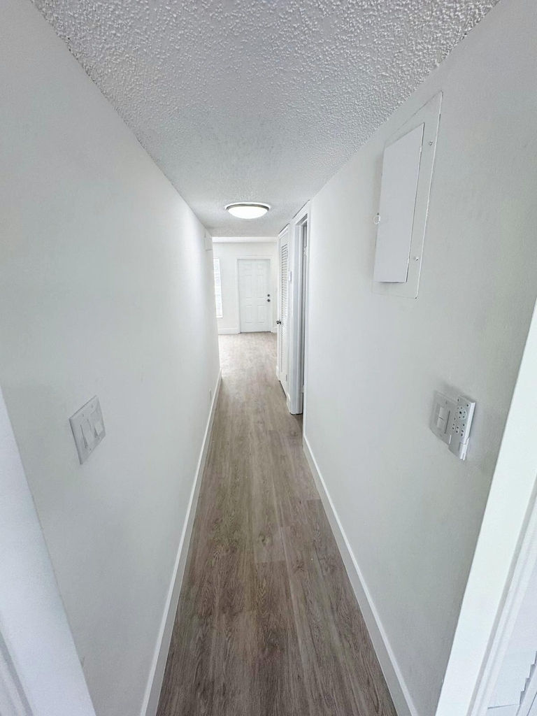 3920 Woodside Drive - Photo 9