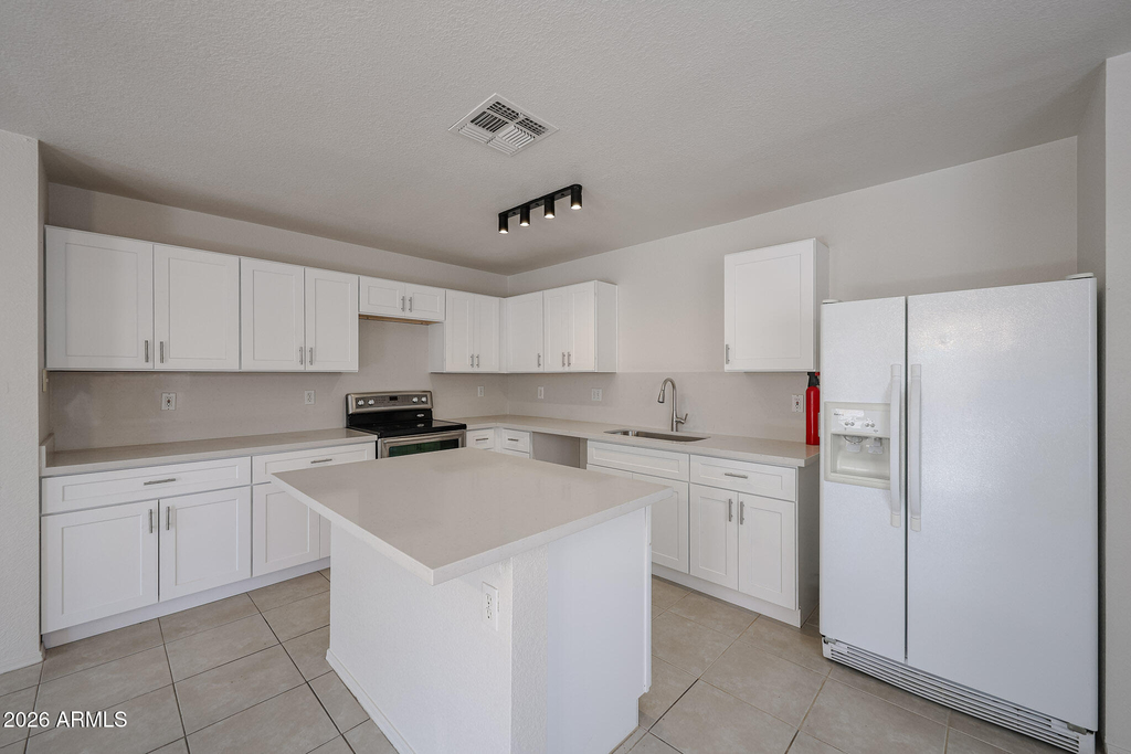 7500 E Deer Valley Road - Photo 15