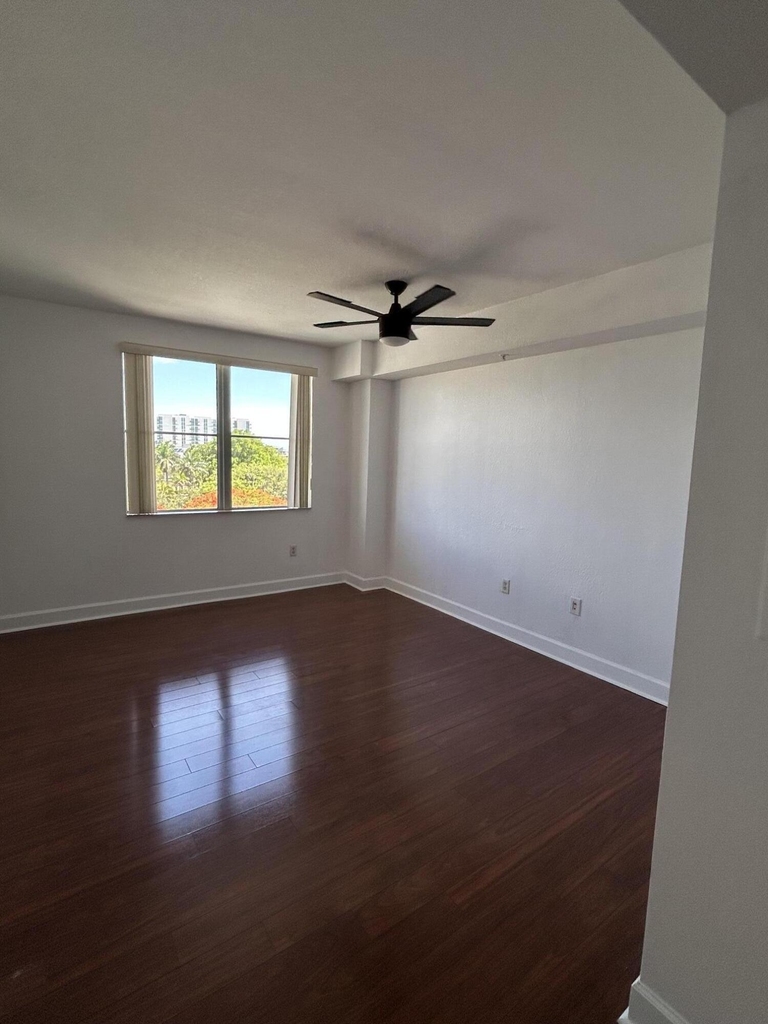 1830 Radius Drive - Photo 4