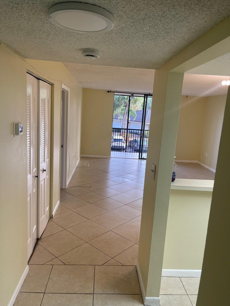 5530 Nw 44th Street - Photo 14