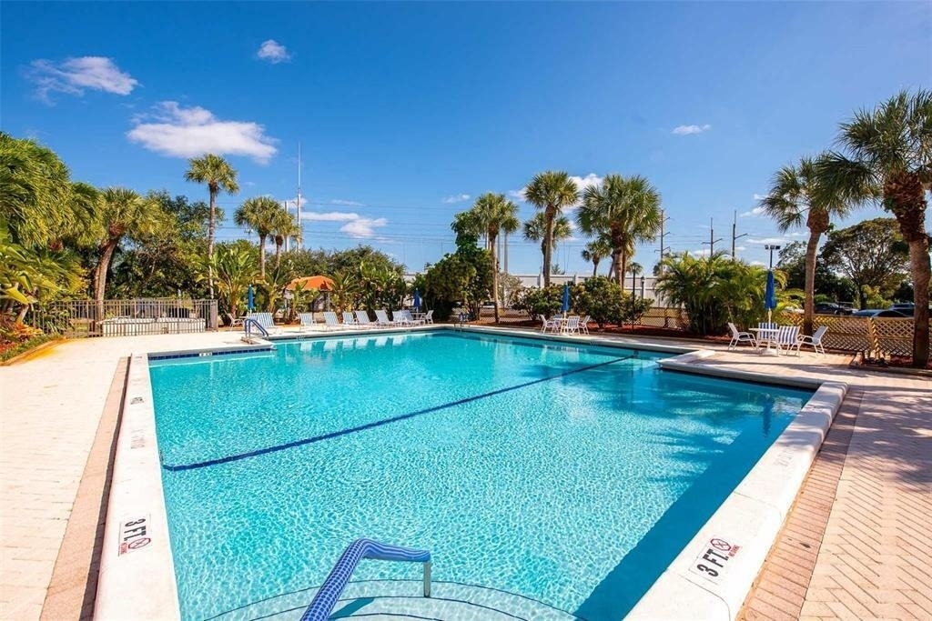 5530 Nw 44th Street - Photo 2