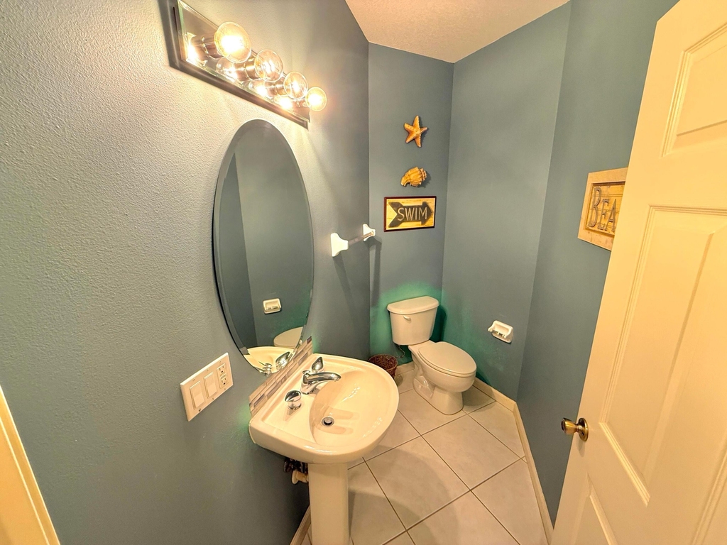 8247 Mulligan Circle - Photo 9