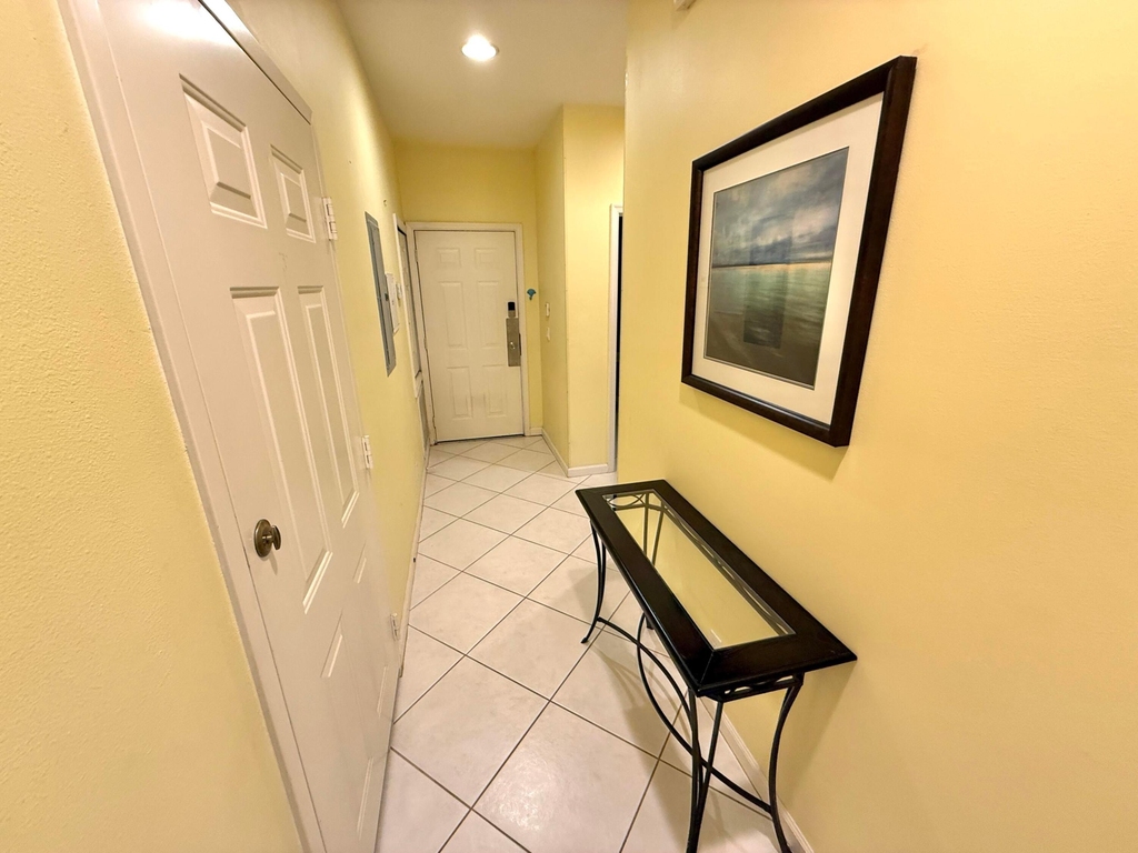 8247 Mulligan Circle - Photo 8