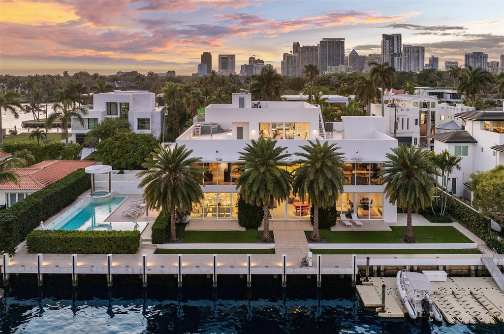 500 Isle Of Capri Drive - Photo 0