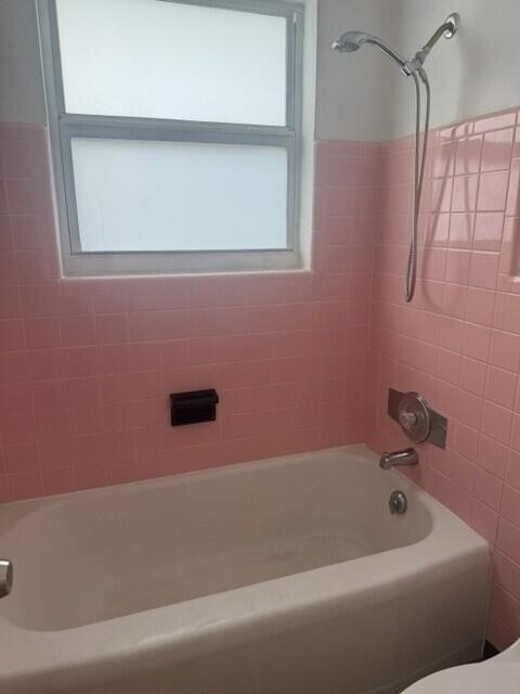 1911 Ne 8th Court - Photo 4