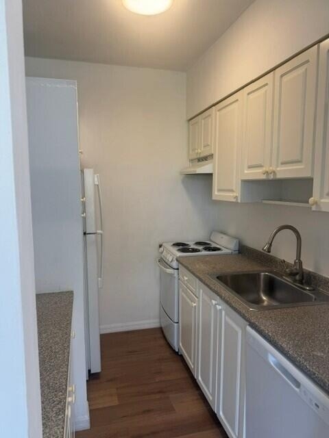 1911 Ne 8th Court - Photo 1