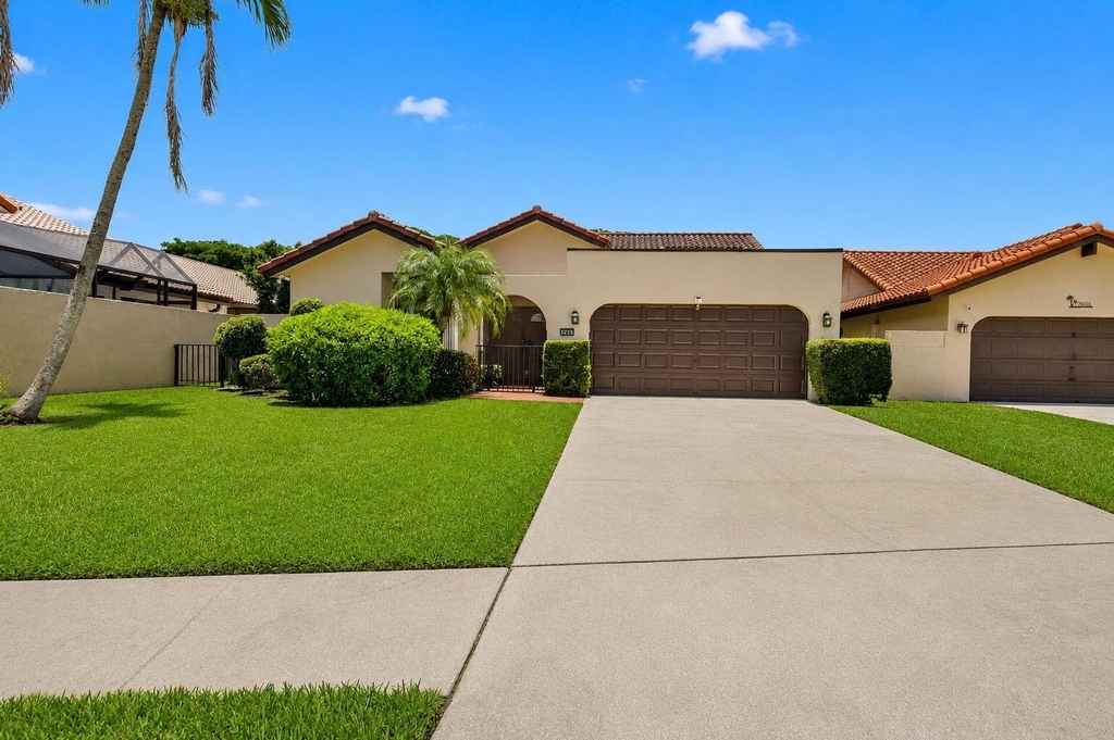 7690 Solimar Circle - Photo 0
