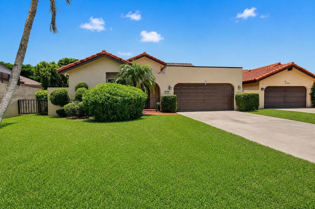 7690 Solimar Circle - Photo 1