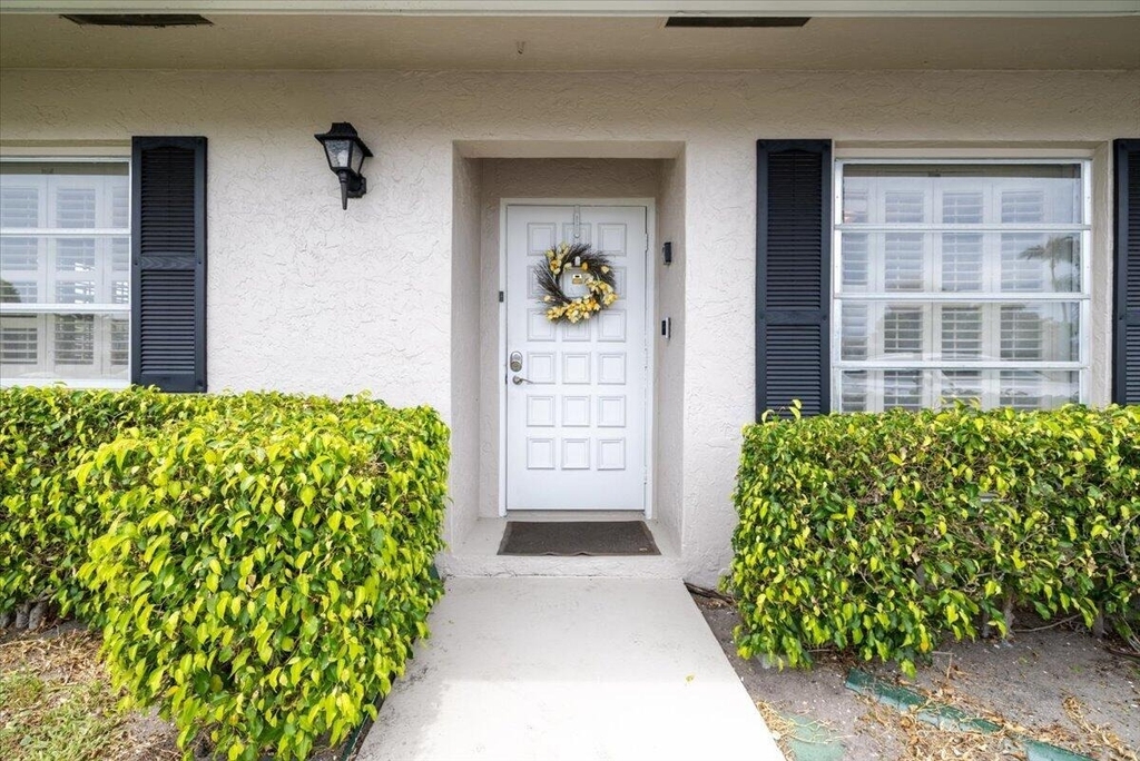 1031 Citrus Way - Photo 4