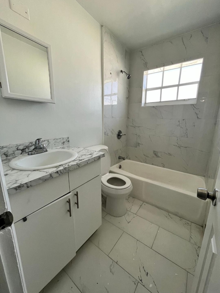 7511 Venetian Street - Photo 1