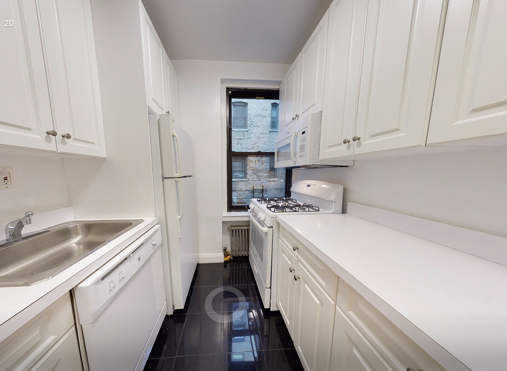 440 East 78th Street - Photo 2
