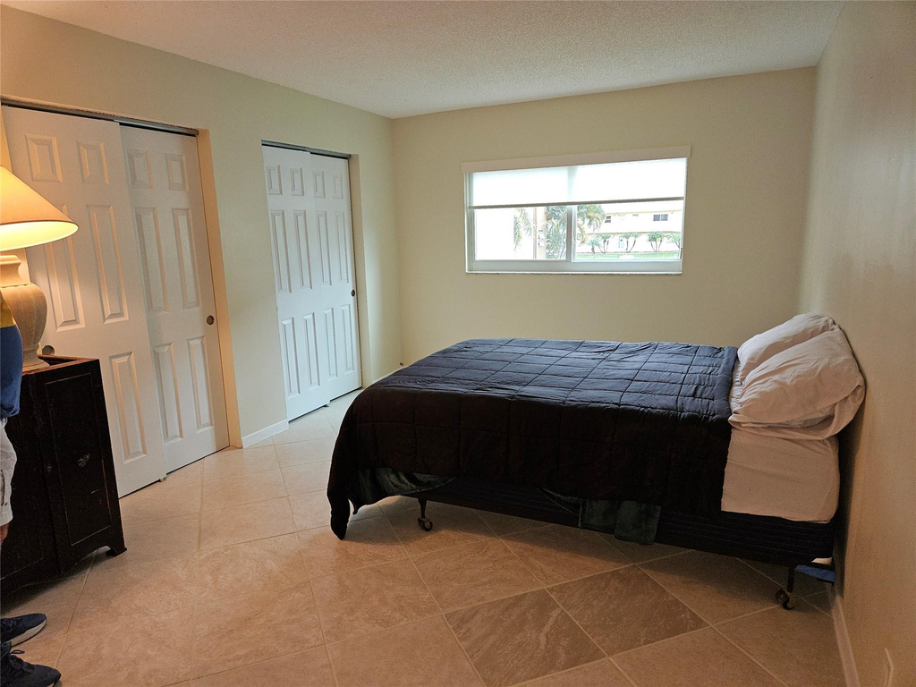 300 Ne 26th Avenue - Photo 8