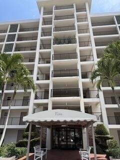3100 N Palm Aire Drive - Photo 0
