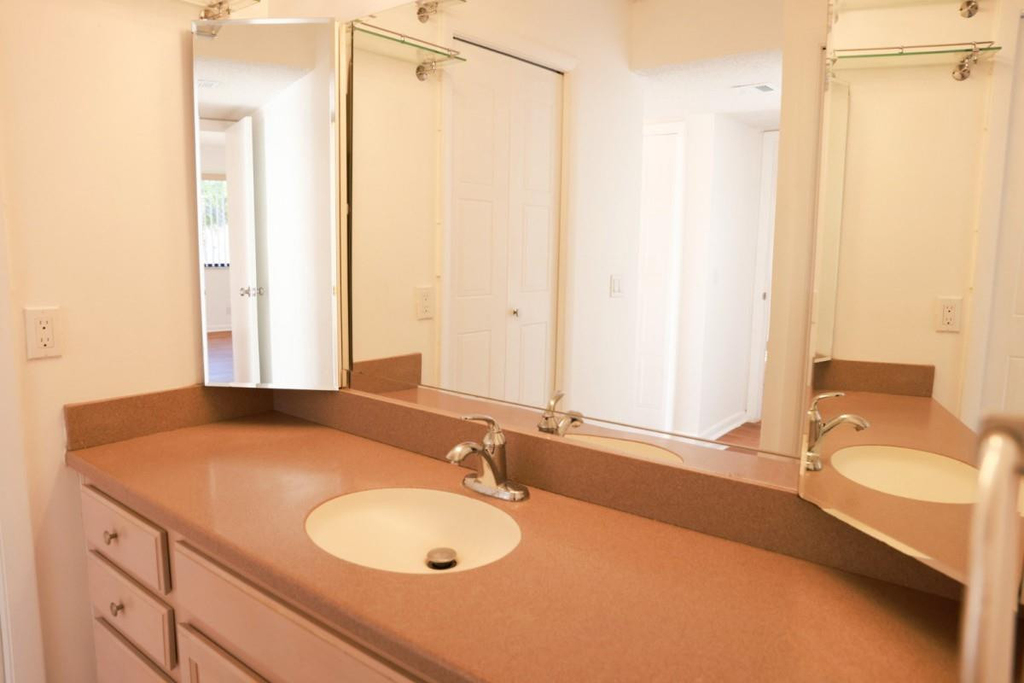 428 Lakeview Drive - Photo 12