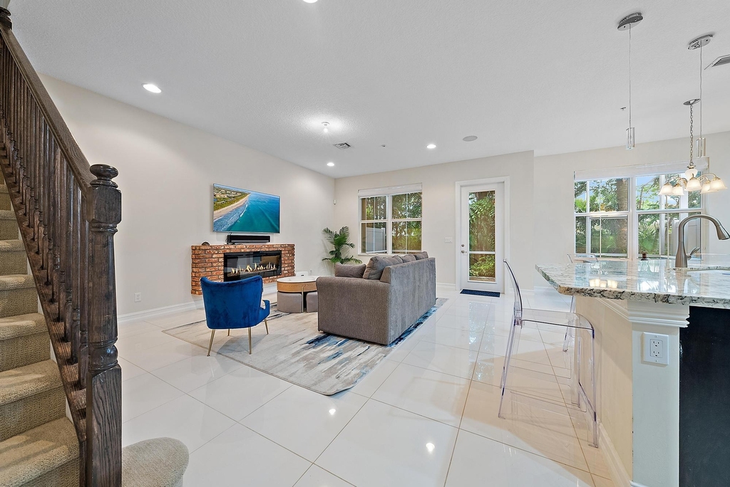1843 Juno Landing Lane - Photo 9