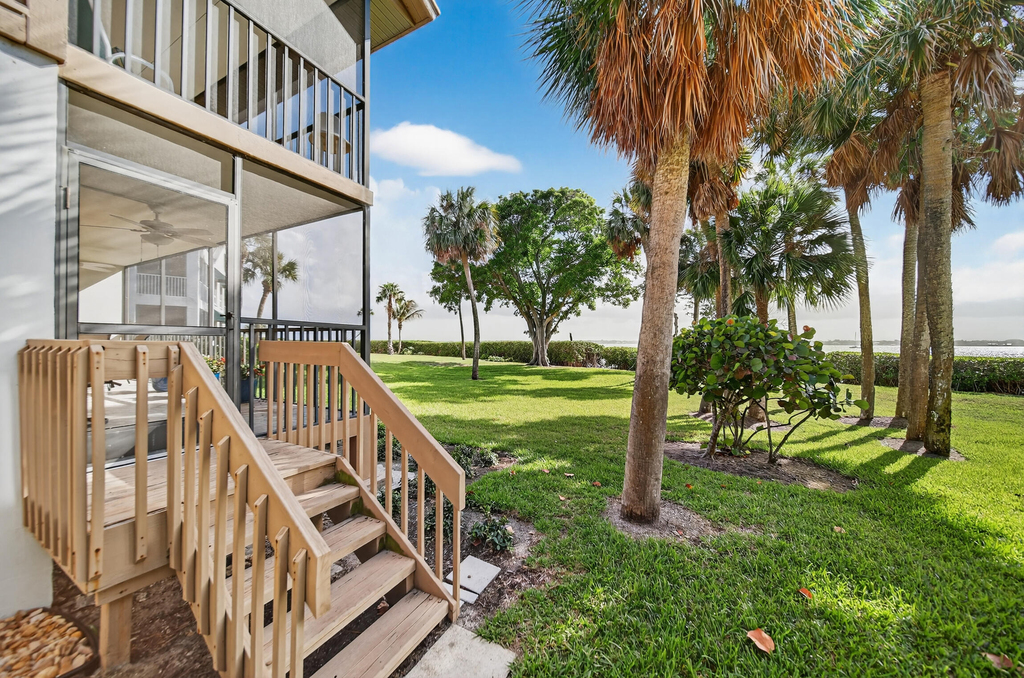218 Ne Edgewater Drive - Photo 29