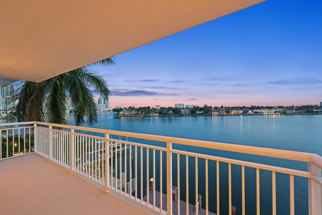 511 Bayshore Drive - Photo 11