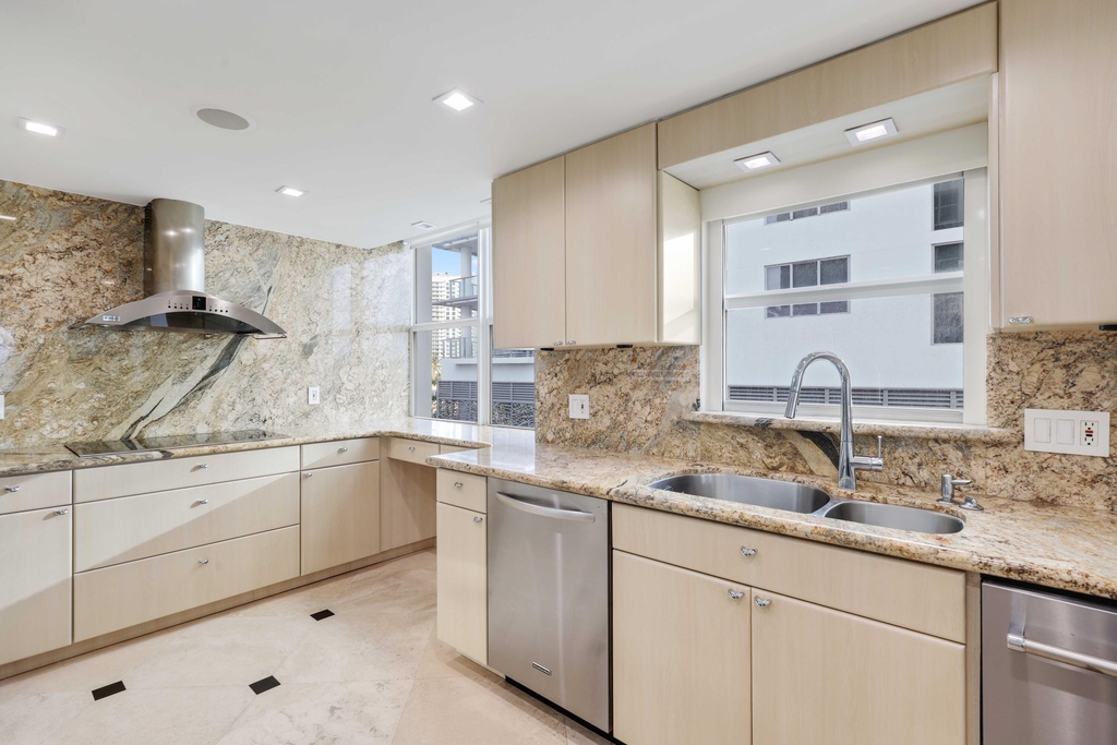 511 Bayshore Drive - Photo 20