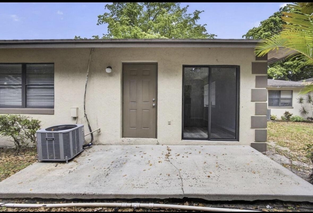 4726 Summit Boulevard - Photo 12