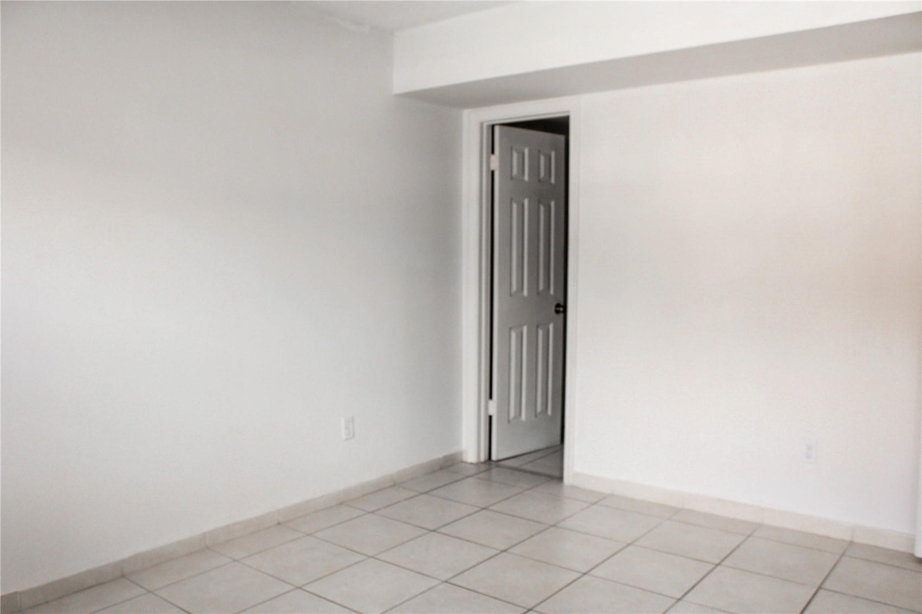 6705 W 26th Drive - Photo 9