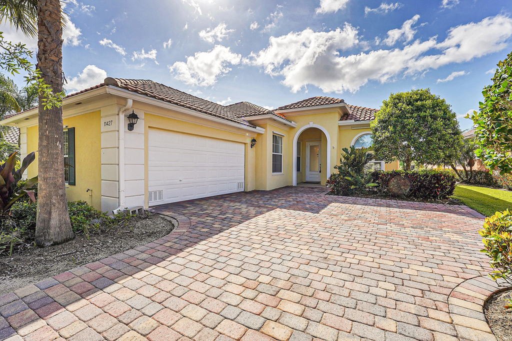 11427 Sw Rockingham Drive - Photo 2
