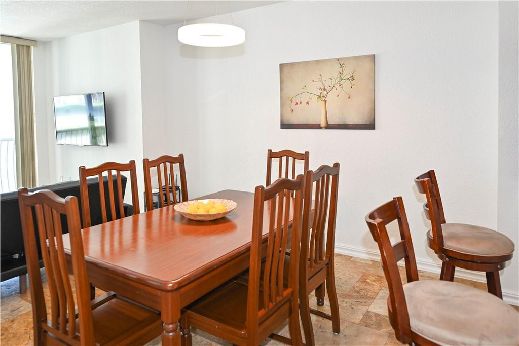 1750 N Bayshore Drive - Photo 4
