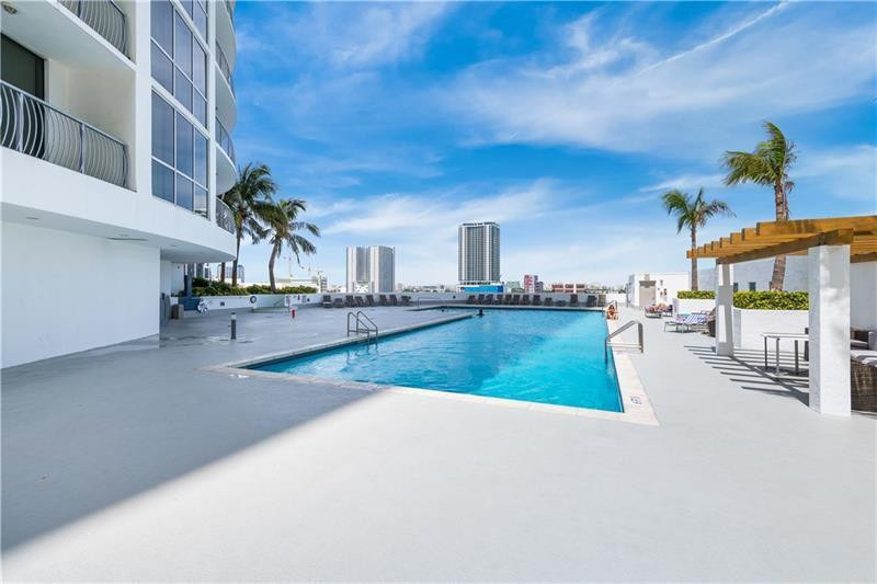 1750 N Bayshore Drive - Photo 20